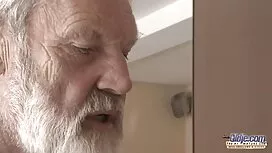 زوجة strapon افلامسك ...