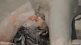الأسود وكلاء الضرائب ...