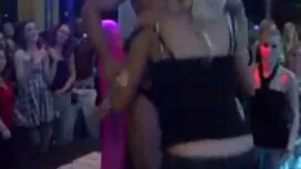 شقراء ، افلام سكس مت ...
