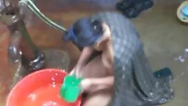 دمية في السراويل ، h ...