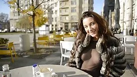جميلة شقراء رجلين لس ...