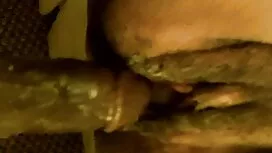 تنجذب امرأتان رياضيت ...