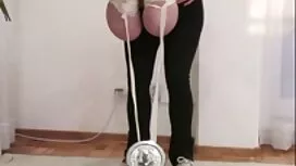 مثلية مع ثلاثة الثدي ...