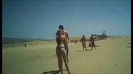 أخذوا اثنين من العصي ...